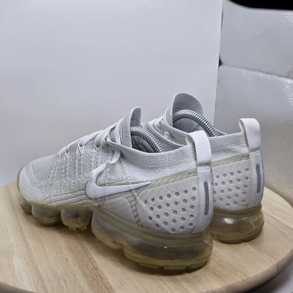 Size 11 - Nike Air VaporMax Flyknit 2 Pure Platinum Comfort Shoes Sneakers - Picture 7 of 9